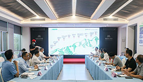 厦门墟市美区胡旭彬区长一行莅临龙8国际电子平台集团调研